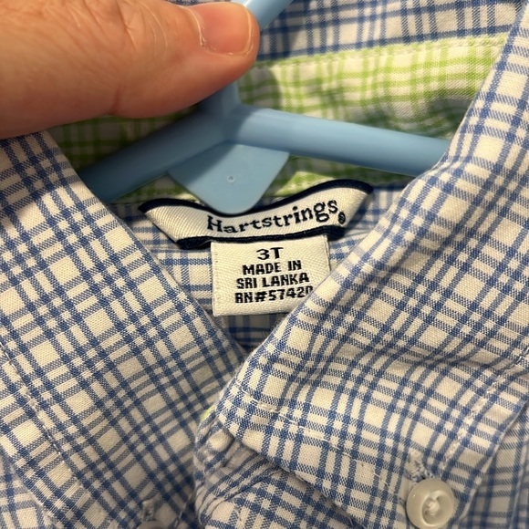 Like new size 3T heartstrings, blue and white Oxford, button-down shirt - Picture 5 of 6